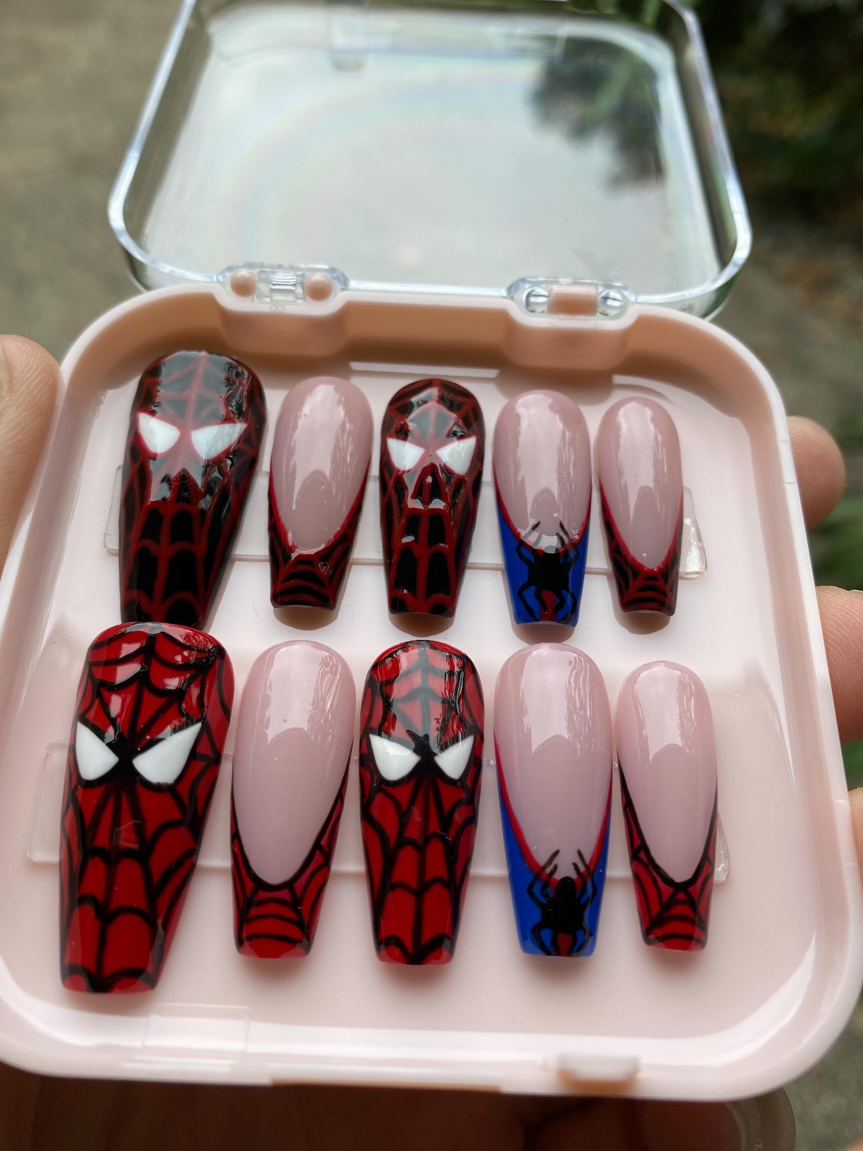 Spider-Man, a past custom press-on set